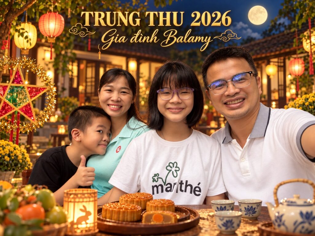Gia đình Lê Tấn Đào bên mâm bánh Trung Thu, phần nền ghép bằng AI