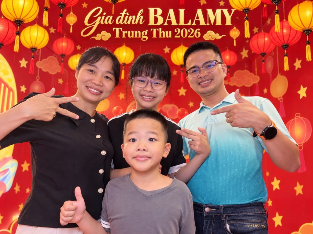 Gia đình Lê Tấn Đào chụp ảnh Trung Thu 2026